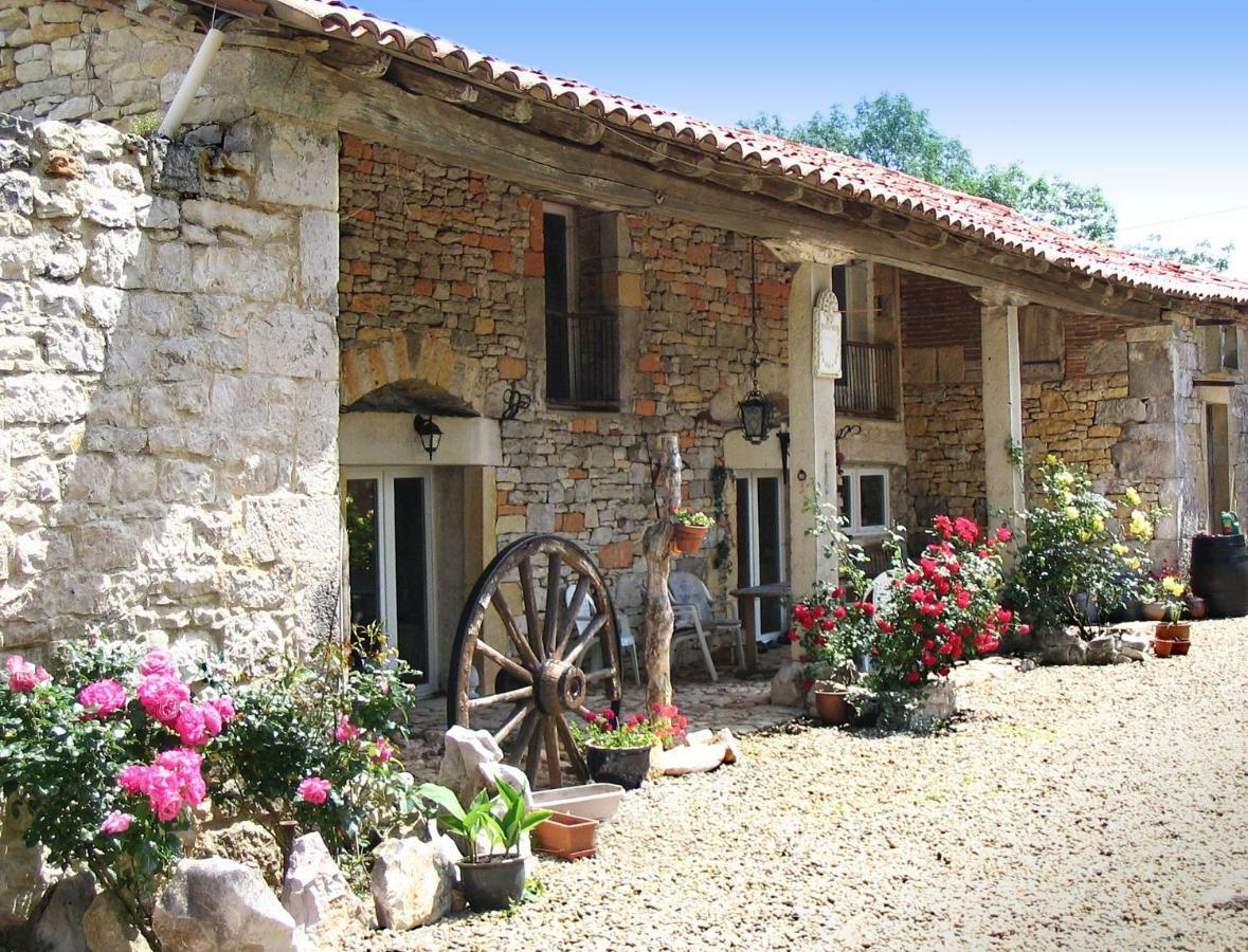 Domaine Audubert Guest House แซ็ง-ต็องโตแน็ง ภายนอก รูปภาพ